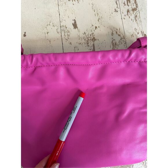 Jules Kae Pink Bree Bucket Bag Purse Faux Leather Drawstring Barbie Coquette New - Picture 9 of 13